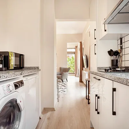 Apartment Whisper Flats By Oval